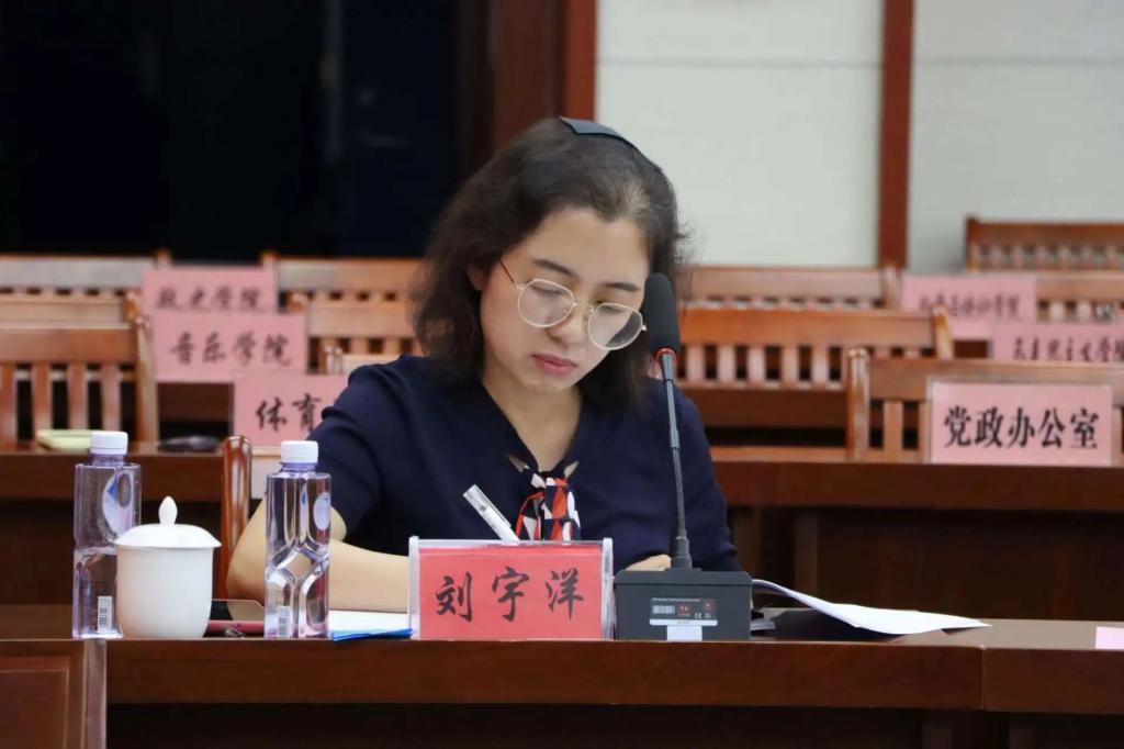 河北省人大立法调研座谈会在我校召开